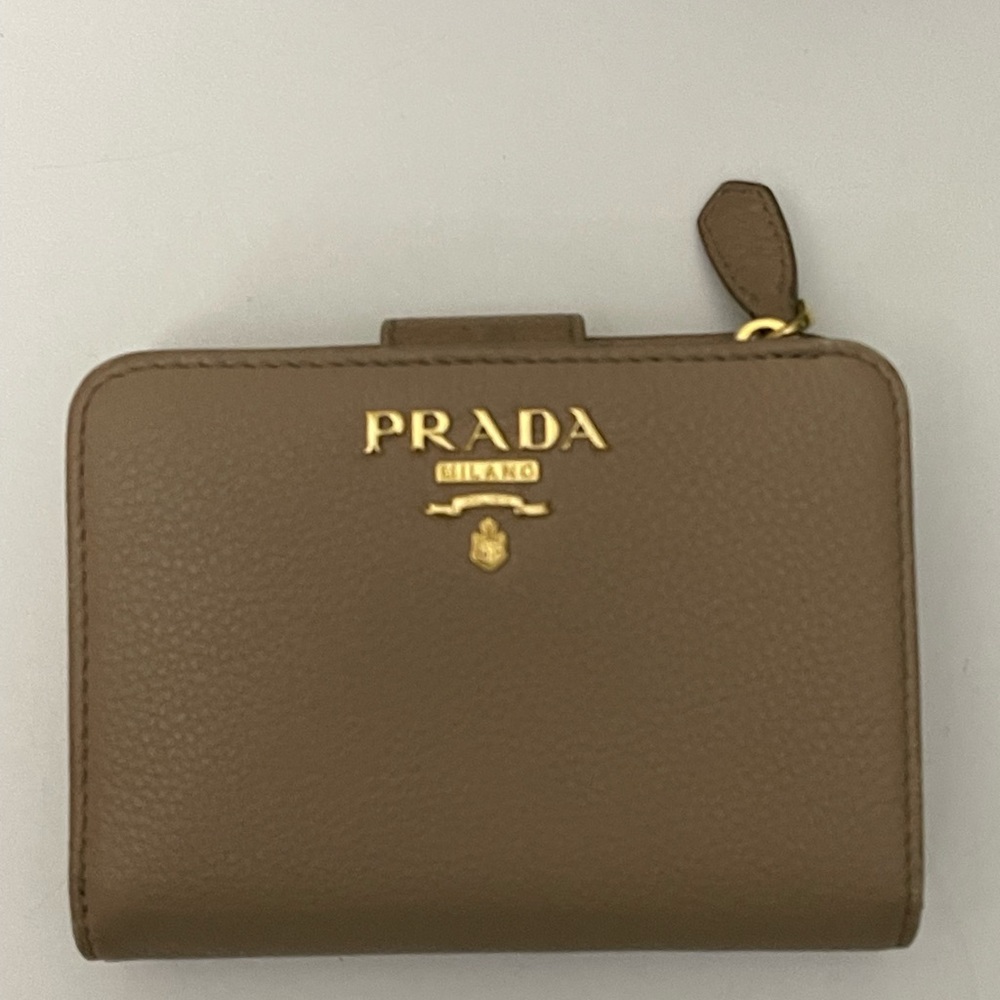 Prada Saffiano Small Wallet - Picture 2 of 10